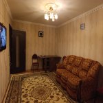 Продажа 2 комнатная Вторичка, İnşaatçılar метро, пос. Ясамал, Ясамал район 1