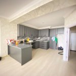 Продажа 2 комнатная Новостройка, İnşaatçılar метро, пос. Йени Ясамал, Ясамал район 3