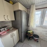 Продажа 2 комнатная Вторичка, İnşaatçılar метро, пос. Ясамал, Ясамал район 7