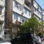 Satılır 3 otaqlı Köhnə Tikili, Memar Əcəmi metrosu, 4-cü mikrorayon, Nəsimi rayonu 1