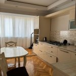 Kirayə (aylıq) 2 otaqlı Köhnə Tikili, Sahil metrosu, Səbail rayonu 13