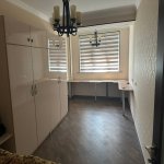 Продажа 4 комнатная Вторичка, м. Эльмляр Академиясы метро, пос. Ясамал, Ясамал район 7