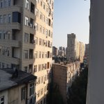 Kirayə (aylıq) 3 otaqlı Yeni Tikili, Memar Əcəmi metrosu, 4-cü mikrorayon, Nəsimi rayonu 1