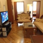 Kirayə (günlük) 3 otaqlı Yeni Tikili, 28 May metrosu, Ağ şəhər, Xətai rayonu 1
