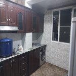 Kirayə (aylıq) 4 otaqlı Köhnə Tikili, Azadlıq metrosu, 8-ci mikrorayon, Binəqədi rayonu 8