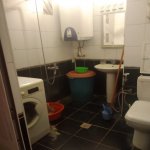 Продажа 1 комнатная Вторичка, İnşaatçılar метро, пос. Ясамал, Ясамал район 7