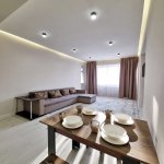 Kirayə (günlük) 2 otaqlı Yeni Tikili, İnşaatçılar metrosu, Yasamal qəs., Baku Mall, Yasamal rayonu 3