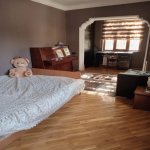 Kirayə (aylıq) 4 otaqlı Köhnə Tikili, Azadlıq metrosu, 8-ci mikrorayon, Binəqədi rayonu 1