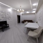 Kirayə (aylıq) 2 otaqlı Yeni Tikili, İnşaatçılar metrosu, Yasamal rayonu 2