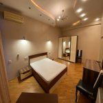 Kirayə (aylıq) 4 otaqlı Yeni Tikili, 28 May metrosu, Nəsimi rayonu 3