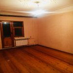 Kirayə (aylıq) 2 otaqlı Köhnə Tikili, Neftçilər metrosu, 8-ci kilometr, Nizami rayonu 1