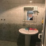 Kirayə (aylıq) 3 otaqlı Köhnə Tikili, Elmlər akademiyası metrosu, Yasamal rayonu 8