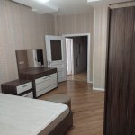 Kirayə (aylıq) 3 otaqlı Yeni Tikili, İnşaatçılar metrosu, Yasamal rayonu 2
