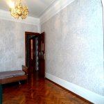 Kirayə (aylıq) 4 otaqlı Köhnə Tikili, İnşaatçılar metrosu, Yasamal qəs., Yasamal rayonu 21