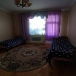 Kirayə (aylıq) 3 otaqlı Yeni Tikili, Memar Əcəmi metrosu, 9-cu mikrorayon, Binəqədi rayonu 1