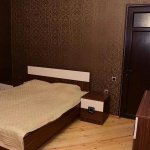 Посуточно 5 комнатная Дома/Виллы Гах 8