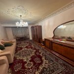 Kirayə (aylıq) 3 otaqlı Köhnə Tikili, Azadlıq metrosu, 8-ci mikrorayon, Binəqədi rayonu 1
