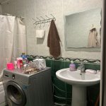 Satılır 2 otaqlı Köhnə Tikili, Azadlıq metrosu, 8-ci mikrorayon, Binəqədi rayonu 8