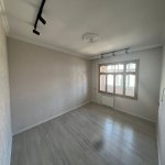 Satılır 3 otaqlı Köhnə Tikili, 18-ci mikrorayon rayonu 1