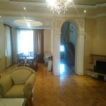 Satılır 8 otaqlı Həyət evi/villa, Badamdar qəs., Səbail rayonu 17