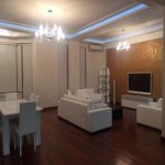 Kirayə (aylıq) 4 otaqlı Yeni Tikili, Sahil metrosu, Səbail rayonu 2
