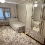 Kirayə (aylıq) 3 otaqlı Köhnə Tikili, Həzi Aslanov metrosu, H.Aslanov qəs., Xətai rayonu 9