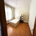Kirayə (aylıq) 4 otaqlı Köhnə Tikili, Qara Qarayev metrosu, Nizami rayonu 12