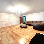 Satılır 4 otaqlı Köhnə Tikili, 28 May metrosu, Nəsimi rayonu 1