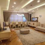 Kirayə (aylıq) 3 otaqlı Yeni Tikili, Azadlıq metrosu, 8-ci mikrorayon, Binəqədi rayonu 1