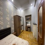 Kirayə (aylıq) 3 otaqlı Köhnə Tikili, Sahil metrosu, Səbail rayonu 5