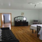 Satılır 4 otaqlı Bağ evi Oğuz 10