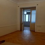 Kirayə (aylıq) 3 otaqlı Köhnə Tikili, 28 May metrosu, Nəsimi rayonu 8