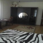 Kirayə (aylıq) 4 otaqlı Həyət evi/villa, Azadlıq metrosu, Rəsulzadə qəs., Binəqədi rayonu 2