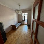 Kirayə (aylıq) 4 otaqlı Köhnə Tikili, Nəsimi metrosu, 6-cı mikrorayon, Binəqədi rayonu 6