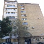 Satılır 3 otaqlı Köhnə Tikili, Memar Əcəmi metrosu, 4-cü mikrorayon, Nəsimi rayonu 1