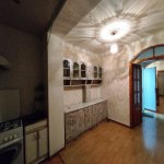 Kirayə (aylıq) 3 otaqlı Köhnə Tikili, Qara Qarayev metrosu, 8-ci kilometr, Nizami rayonu 8