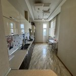 Аренда 3 комнат Новостройка, м. Гянджлик метро, 8-ой микрорайон, Бинагадинский р-н район 8