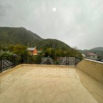 Satılır 6 otaqlı Bağ evi Qax 23
