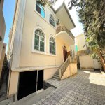 Satılır 6 otaqlı Həyət evi/villa, Azadlıq metrosu, 8-ci mikrorayon, Qoşazapravka, Binəqədi rayonu 1