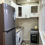 Kirayə (aylıq) 3 otaqlı Köhnə Tikili, Elmlər akademiyası metrosu, Yasamal rayonu 9