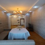 Kirayə (aylıq) 4 otaqlı Yeni Tikili, Nəsimi metrosu, 6-cı mikrorayon, Zərifə Əliyeva adına park, Binəqədi rayonu 1
