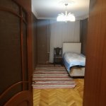 Kirayə (aylıq) 4 otaqlı Köhnə Tikili, Neftçilər metrosu, Nizami rayonu 9