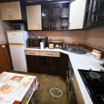 Kirayə (aylıq) 3 otaqlı Köhnə Tikili, Neftçilər metrosu, 8-ci kilometr, Praqa saray, Nizami rayonu 11