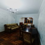 Kirayə (aylıq) 3 otaqlı Köhnə Tikili, Nəsimi metrosu, 6-cı mikrorayon, Binəqədi rayonu 6
