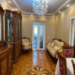 Satılır 4 otaqlı Köhnə Tikili, Azadlıq metrosu, 8-ci mikrorayon, Binəqədi rayonu 2