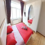 Kirayə (günlük) 2 otaqlı Köhnə Tikili, Sahil metrosu, Səbail rayonu 13