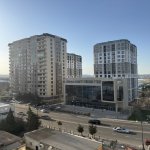 Kirayə (aylıq) 3 otaqlı Yeni Tikili, Elmlər akademiyası metrosu, Badamdar qəs., Səbail rayonu 1