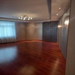 Kirayə (aylıq) 4 otaqlı Yeni Tikili, Azadlıq metrosu, 8-ci mikrorayon, Binəqədi rayonu 8