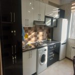 Kirayə (aylıq) 2 otaqlı Yeni Tikili, Həzi Aslanov metrosu, H.Aslanov qəs., Xətai rayonu 9