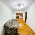 Kirayə (aylıq) 10 otaqlı Həyət evi/villa, Azadlıq metrosu, 8-ci mikrorayon, Binəqədi rayonu 8